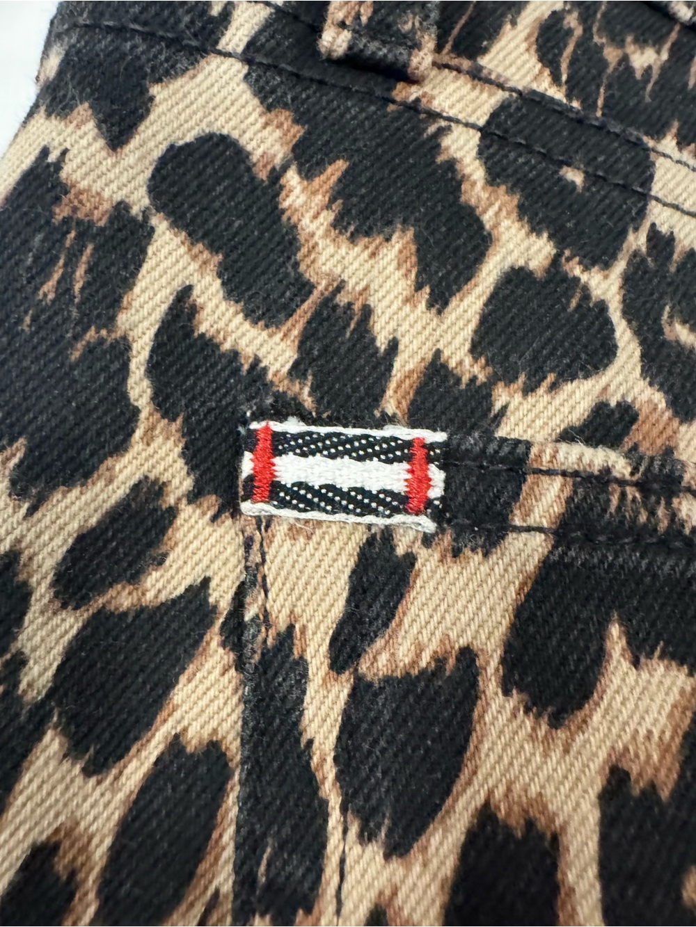 Alice + Olivia Leopard Print Jeans - Picture 8 of 14